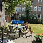 Apartament Urlaubsmagie - Ferienwohnung Tagpfauenauge - Garten Mit Terrasse & Saisonaler Pool Sebnitz