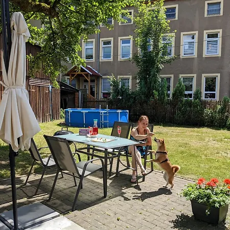 Apartment H1 - Urlaubsmagie - Pool & Terrasse Zum Entspannen Sebnitz