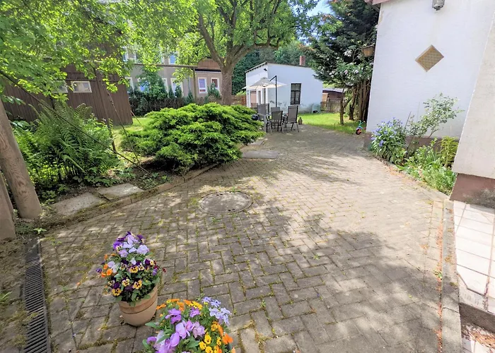 H1 - Urlaubsmagie - Pool & Terrasse Zum Entspannen Sebnitz