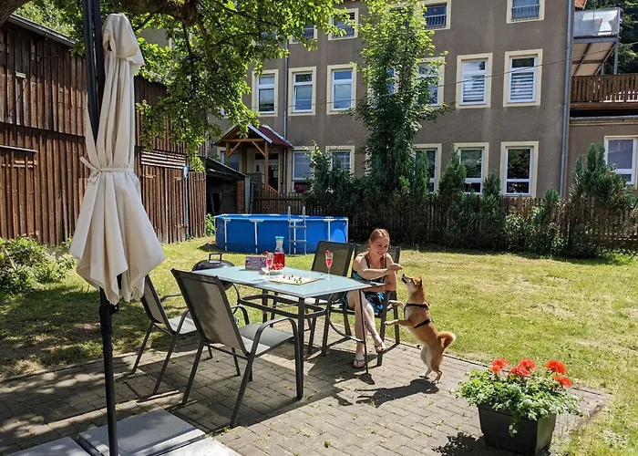 Apartament H1 - Urlaubsmagie - Pool & Terrasse Zum Entspannen Sebnitz